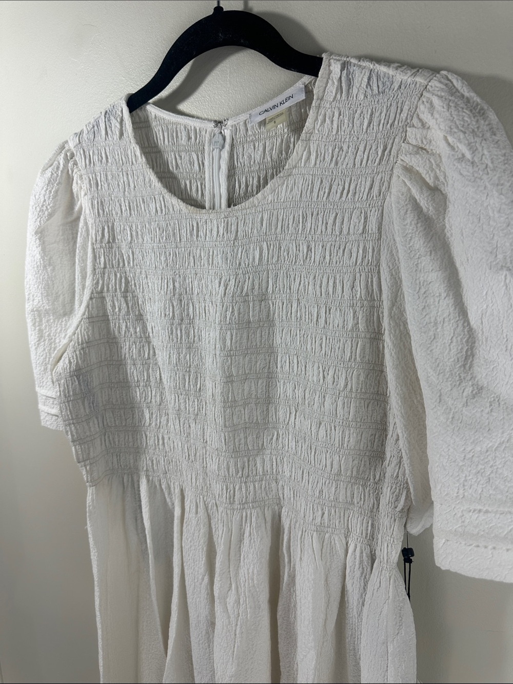 NWT Calvin Klein White Smocked Bodice Puff Short Sleeve Dress size 6 - Picture 2 of 7